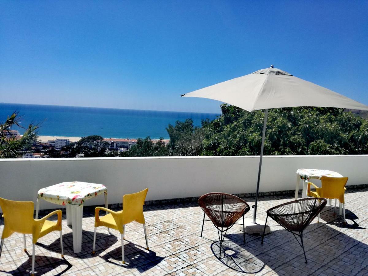 Отель Casa Dos Passarinhos-Seaview@Назаре Экстерьер фото
